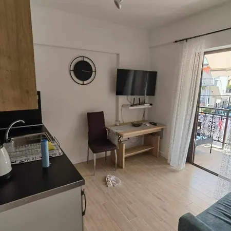 Eleni Скала-Фуркас